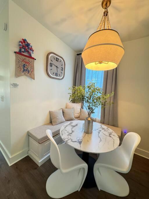Cute And Cozy Comfy Birds Junior Cottage - 1 Mile To Dwntn Ocean Springs, Near Beach With Golf Cart エクステリア 写真