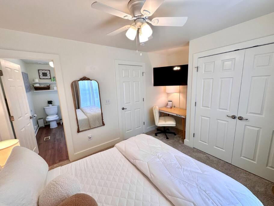 Cute And Cozy Comfy Birds Junior Cottage - 1 Mile To Dwntn Ocean Springs, Near Beach With Golf Cart エクステリア 写真